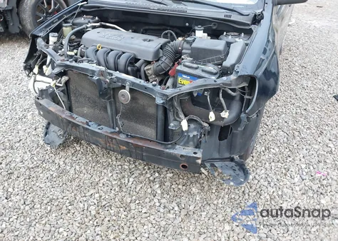 2005 Toyota Corolla Le z USA, uszkodzony, nr VIN 2T1BR30E65C396704